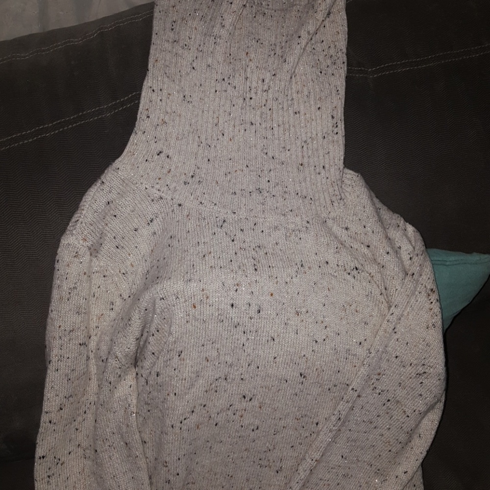Beautiful Cream and speckled Sweater